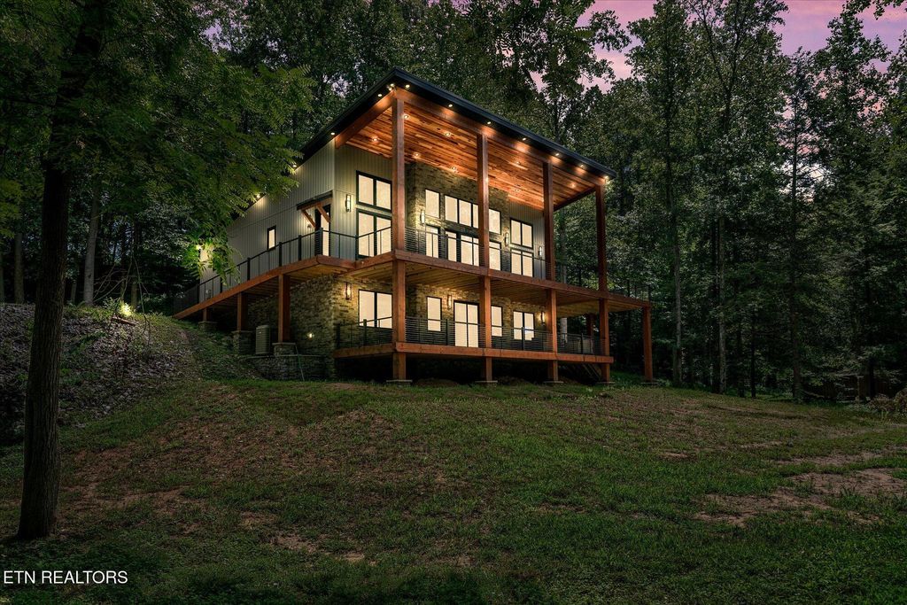Photo of 204 Burntmill Ford Rd, Byrdstown, TN 38549 (MLS # 1312777)
