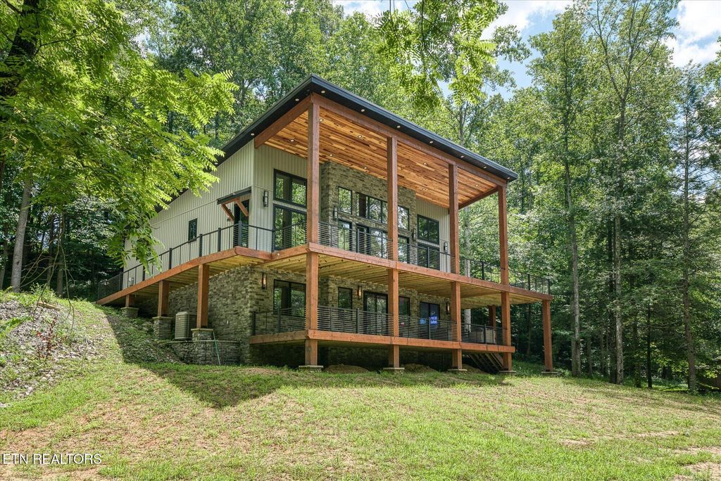 Photo of 204 Burntmill Ford Rd, Byrdstown, TN 38549 (MLS # 1312777)
