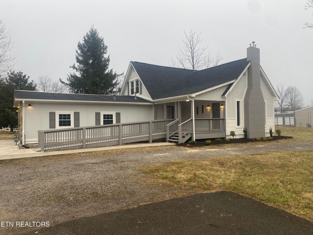 Photo of 2496 Lantana Rd, Crossville, TN 38572 (MLS # 1326044)