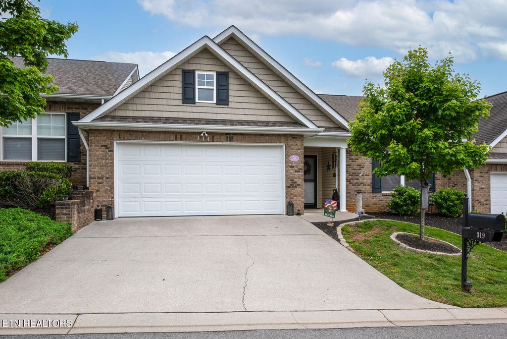 Photo of 319 Franklin Meadows Way, Seymour, TN 37865 (MLS # 1300559)