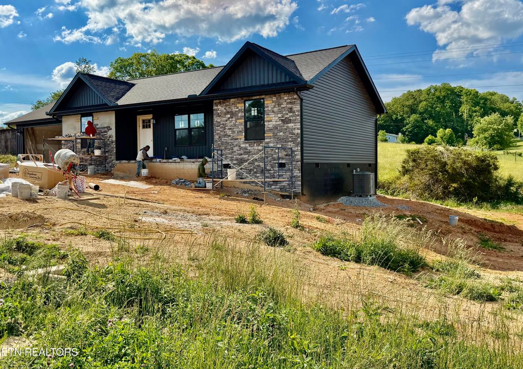 Photo of 120 Milo Circle, Tazewell, TN 37879 (MLS # 1341246)
