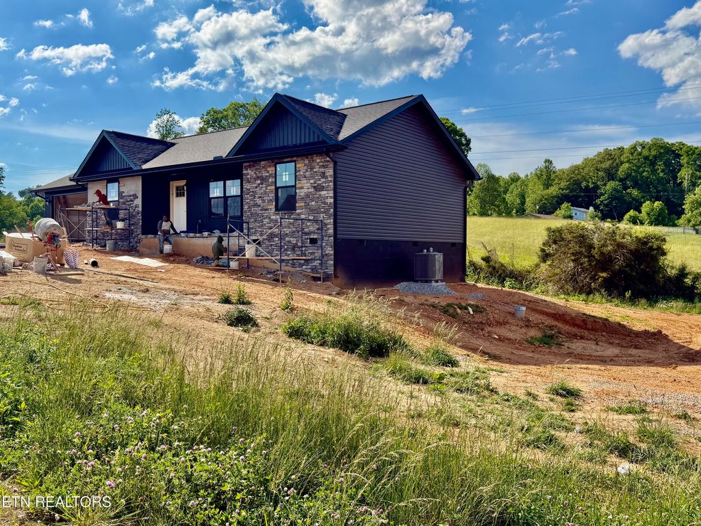 Photo of 120 Milo Circle, Tazewell, TN 37879 (MLS # 1341246)