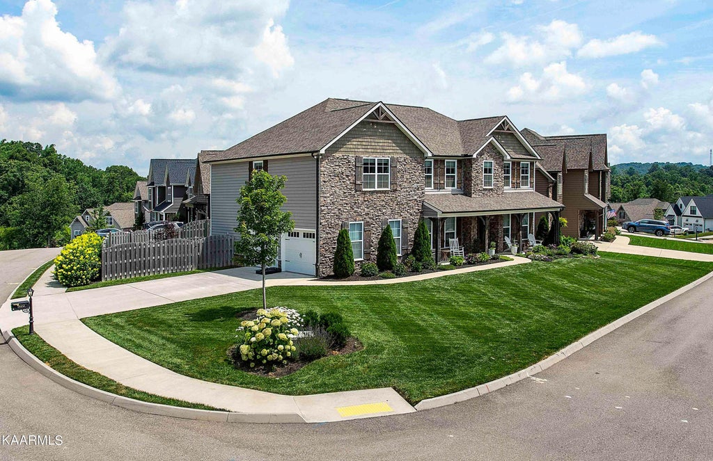 Photo of 1822 Pierceson Point Lane, Knoxville, TN 37932 (MLS # 1232641)