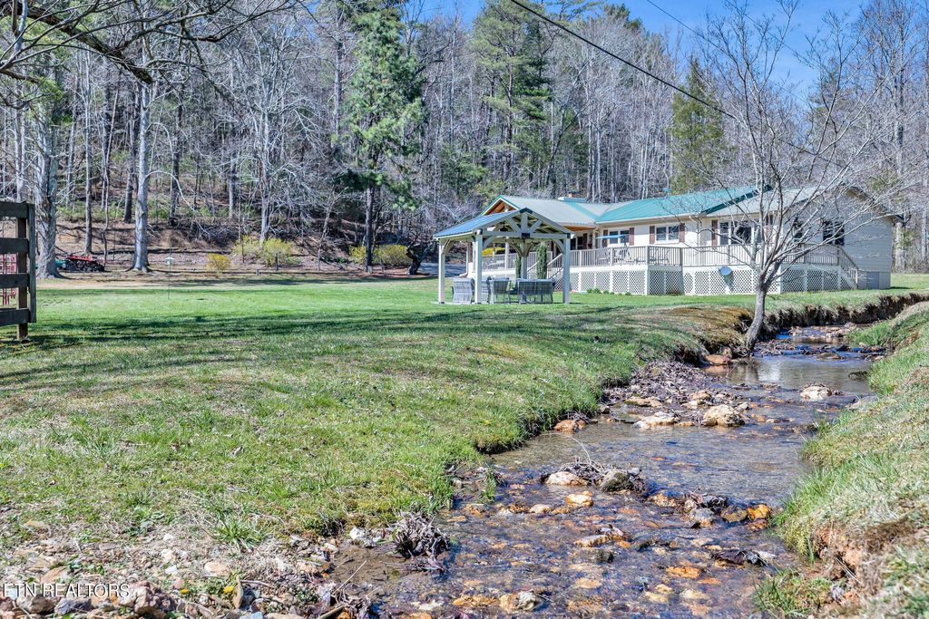 Photo of 1628 Turkey Creek Rd, Tellico Plains, TN 37385 (MLS # 1261032)