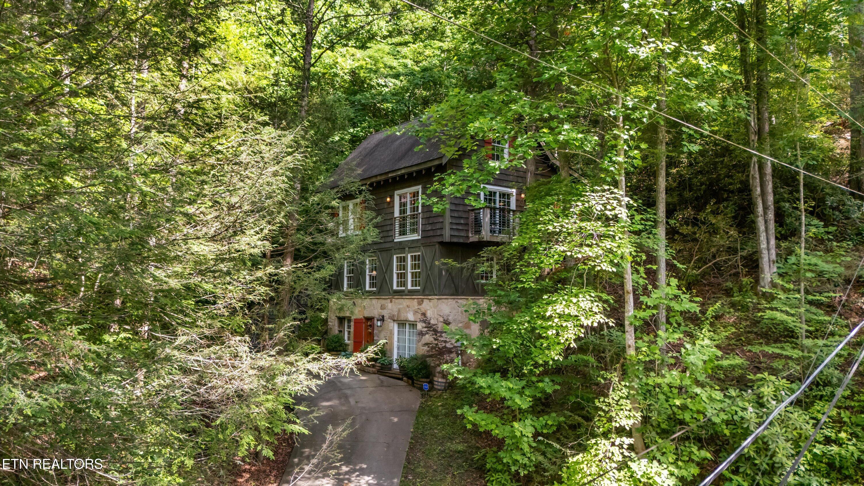 345 Gatlin Drive