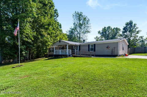 Photo of 122 Holber Rd, Harriman, TN 37748 (MLS # 1355634)
