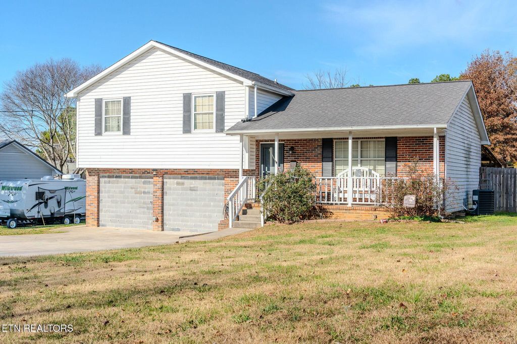 Photo of 4309 Trelawny Lane, Powell, TN 37849 (MLS # 1322115)