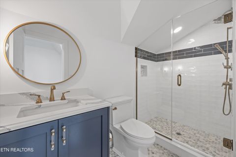 Tiny photo for 3128 Kingston Pike, Knoxville, TN 37919 (MLS # 1316625)