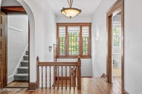 Tiny photo for 3128 Kingston Pike, Knoxville, TN 37919 (MLS # 1316625)