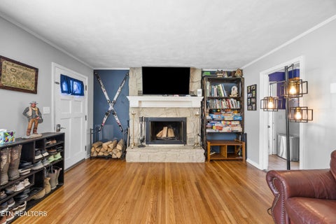 Tiny photo for 812 Brown Ave, Kingston, TN 37763 (MLS # 1347392)