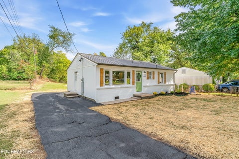 Tiny photo for 2815 London Circle, Knoxville, TN 37917 (MLS # 1357518)