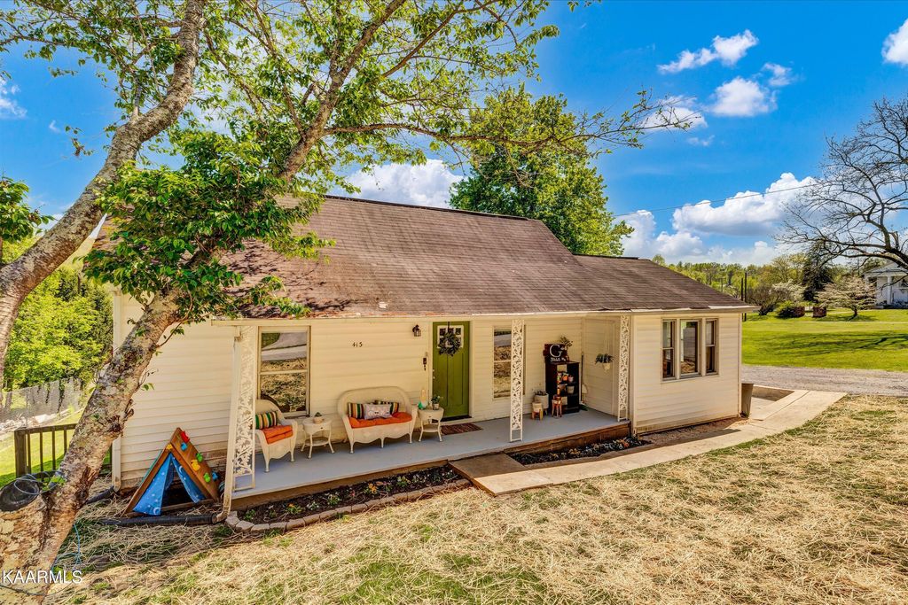 Photo of 413 Hen Valley Rd, Oliver Springs, TN 37840 (MLS # 1223791)