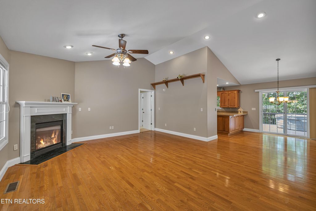 Photo of 18 Bingham Way, Crossville, TN 38558 (MLS # 1309455)