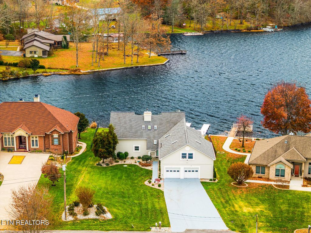 Photo of 1260 Arrowhead Drive, Crossville, TN 38572 (MLS # 1322107)