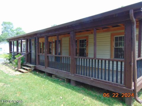 Single Family Residence in Maryville TN 1034 Calderwood (Hwy 129) Hwy.jpg