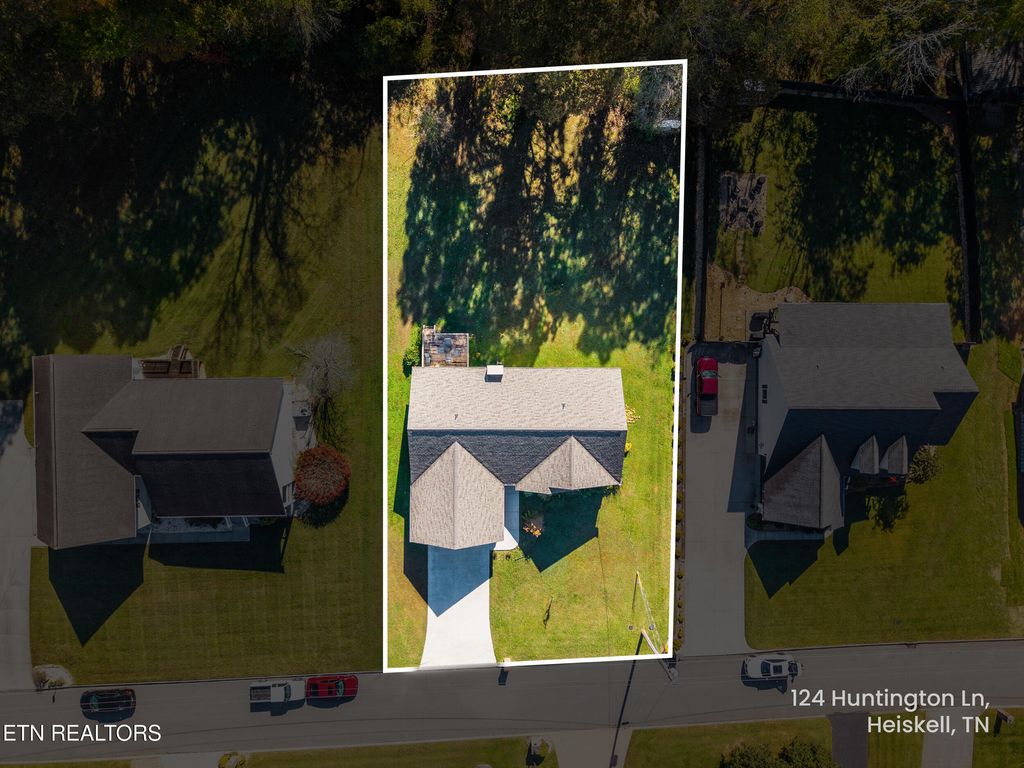 Photo of 124 Huntington Lane, Heiskell, TN 37754 (MLS # 1319850)