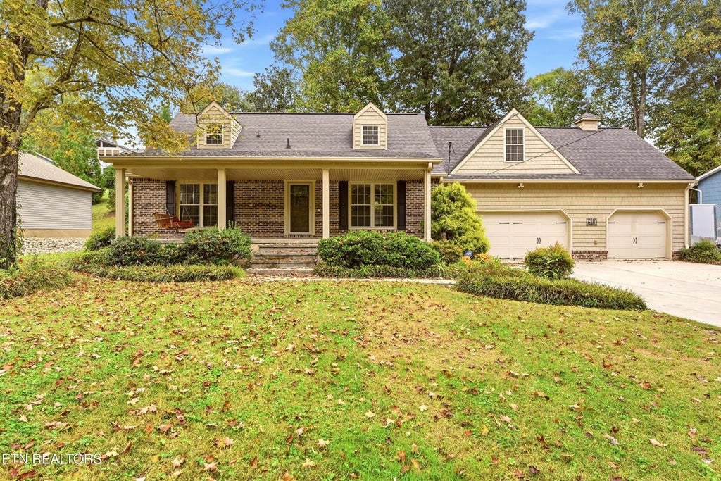 Photo of 618 Woodland Drive, Clinton, TN 37716 (MLS # 1358741)