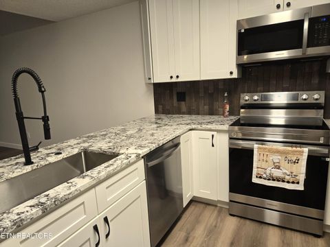 Tiny photo for 658 Farragut Commons Drive, Knoxville, TN 37934 (MLS # 1317695)