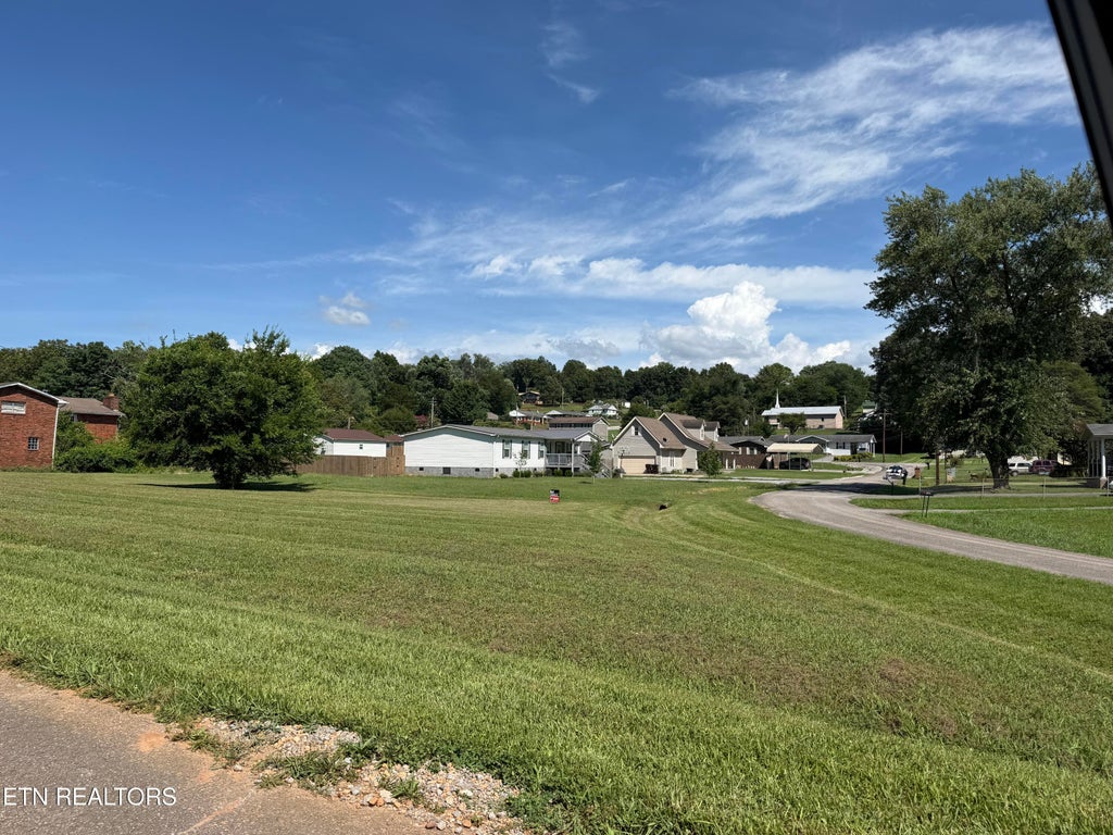 Photo of Crescent Drive, Loudon, TN 37774 (MLS # 1349026)