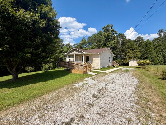 263 FORDHAM PVT LN, ROBBINS, TN 37852 - Image bf860aef44d0dcf36c410c256647bc70/2500138037
