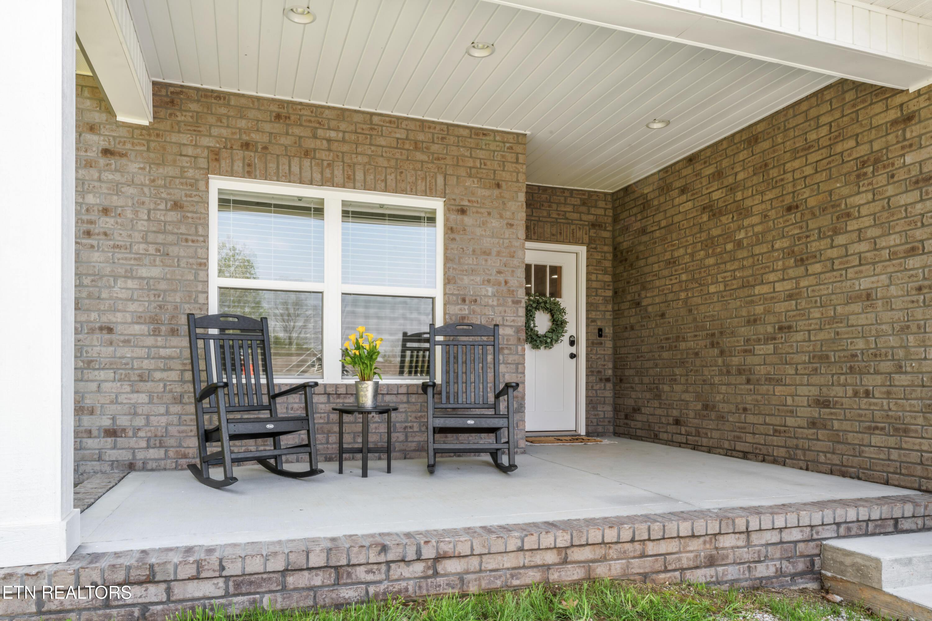 174 Flagstone Way