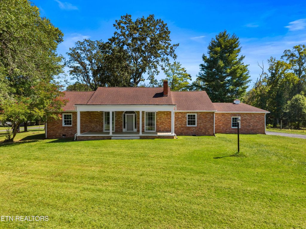 Photo of 1328 W Main St, White Pine, TN 37890 (MLS # 1316233)