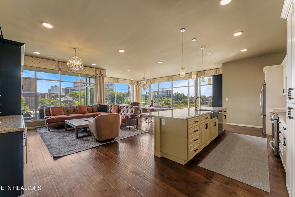 Photo of 333 W Depot Ave #317, Knoxville, TN 37917 (MLS # 1356981)