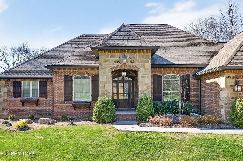 Photo of 240 Forest Hill Drive, Crossville, TN 38558 (MLS # 1333447)