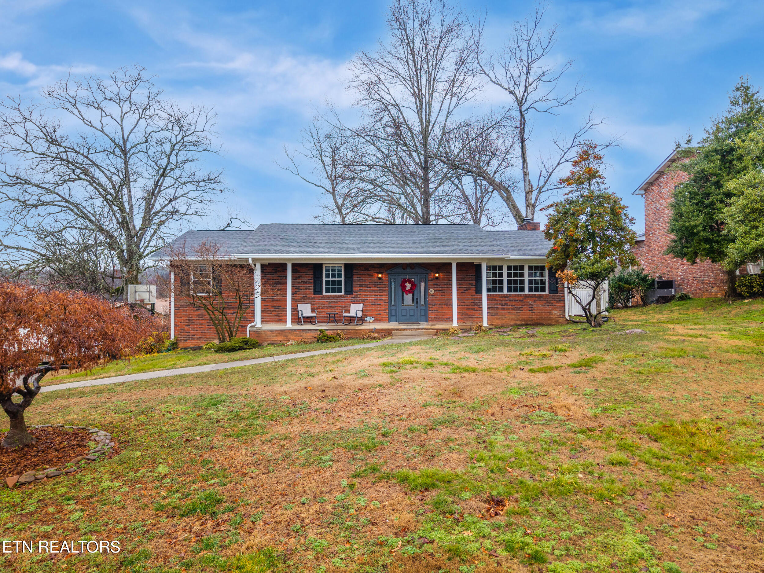 2913 Staffordshire Blvd