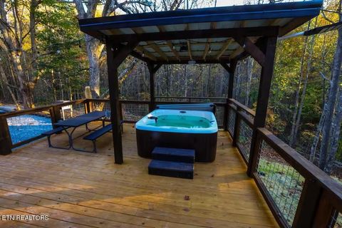 Tiny photo for 433 Ball Mountain Lane, Gatlinburg, TN 37738 (MLS # 1324426)