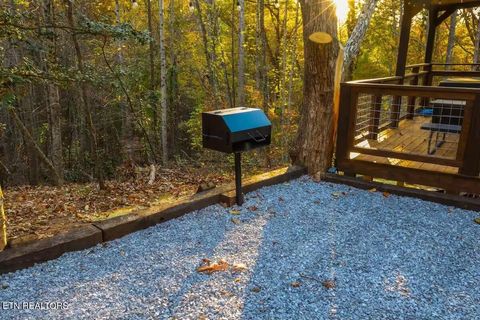 Tiny photo for 433 Ball Mountain Lane, Gatlinburg, TN 37738 (MLS # 1324426)