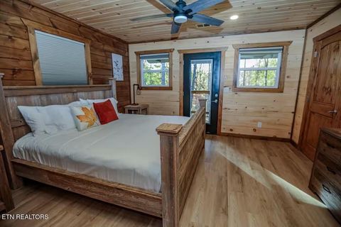 Tiny photo for 433 Ball Mountain Lane, Gatlinburg, TN 37738 (MLS # 1324426)