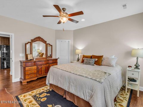 Tiny photo for 131 Hardinberry St, Oak Ridge, TN 37830 (MLS # 1325755)