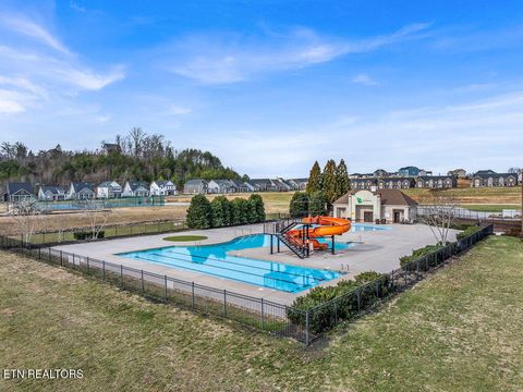 Tiny photo for 131 Hardinberry St, Oak Ridge, TN 37830 (MLS # 1325755)