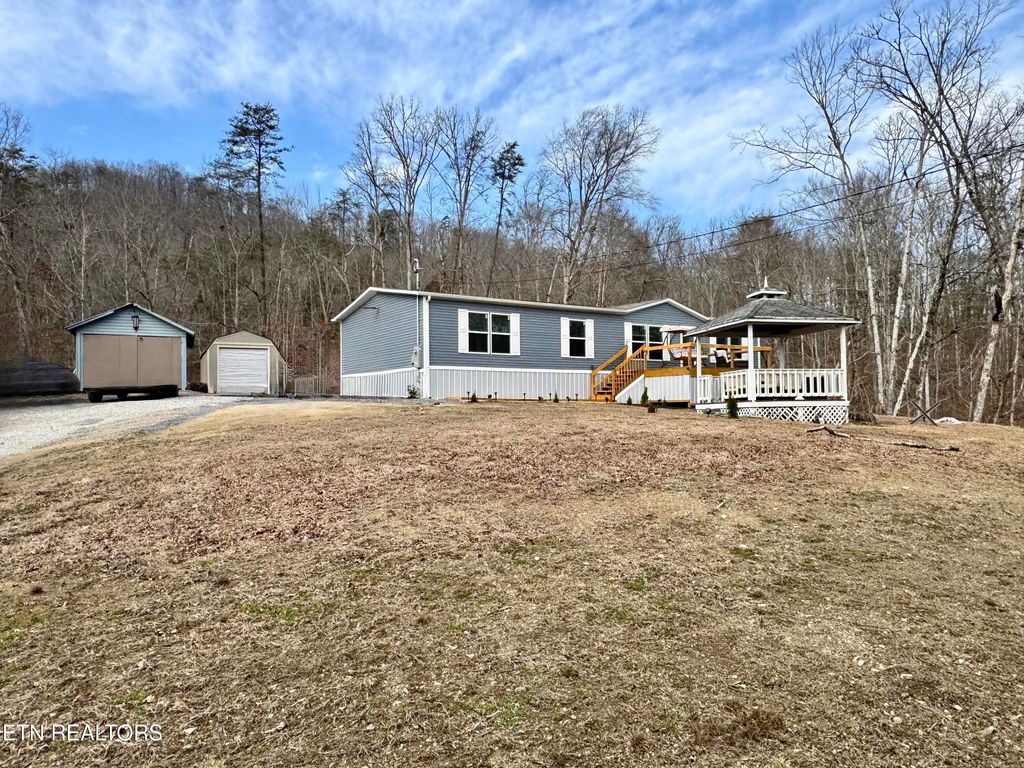 Photo of 409 Bull Run Rd, Luttrell, TN 37779 (MLS # 1329080)