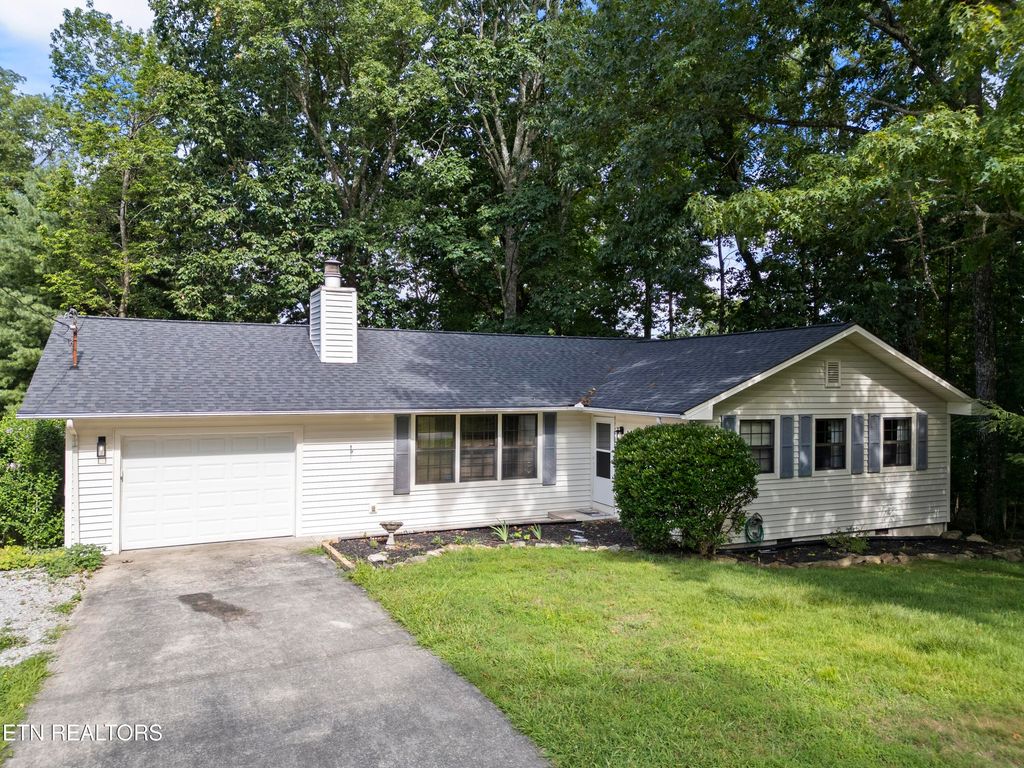 Photo of 20 Druid Circle, Crossville, TN 38558 (MLS # 1310887)