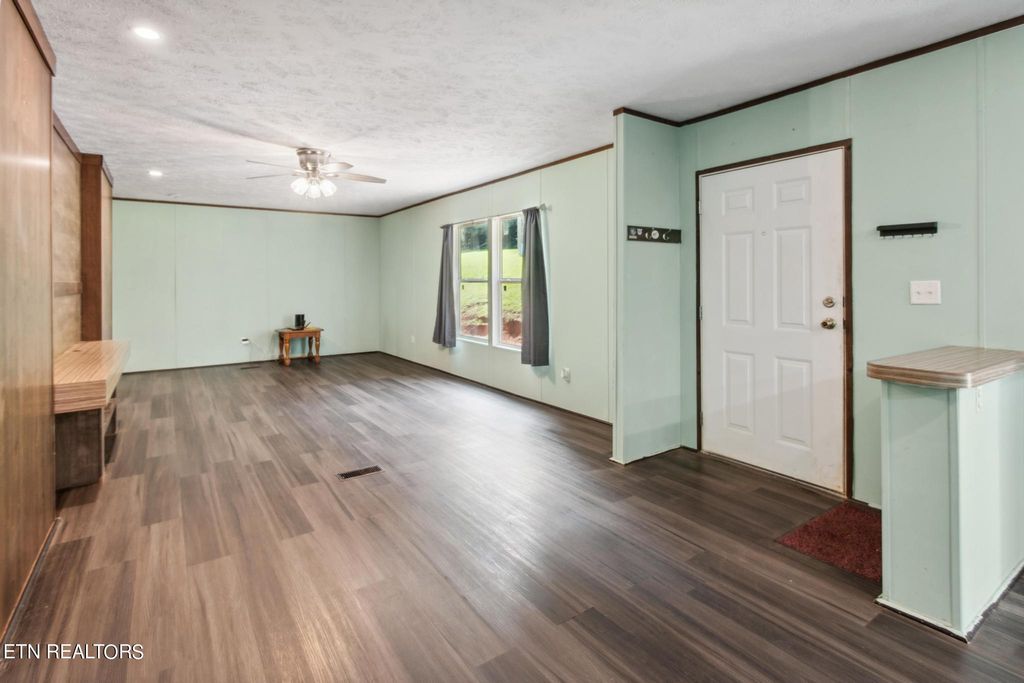 Photo of 1044 Woodstock Lane, Strawberry Plains, TN 37871 (MLS # 1272005)