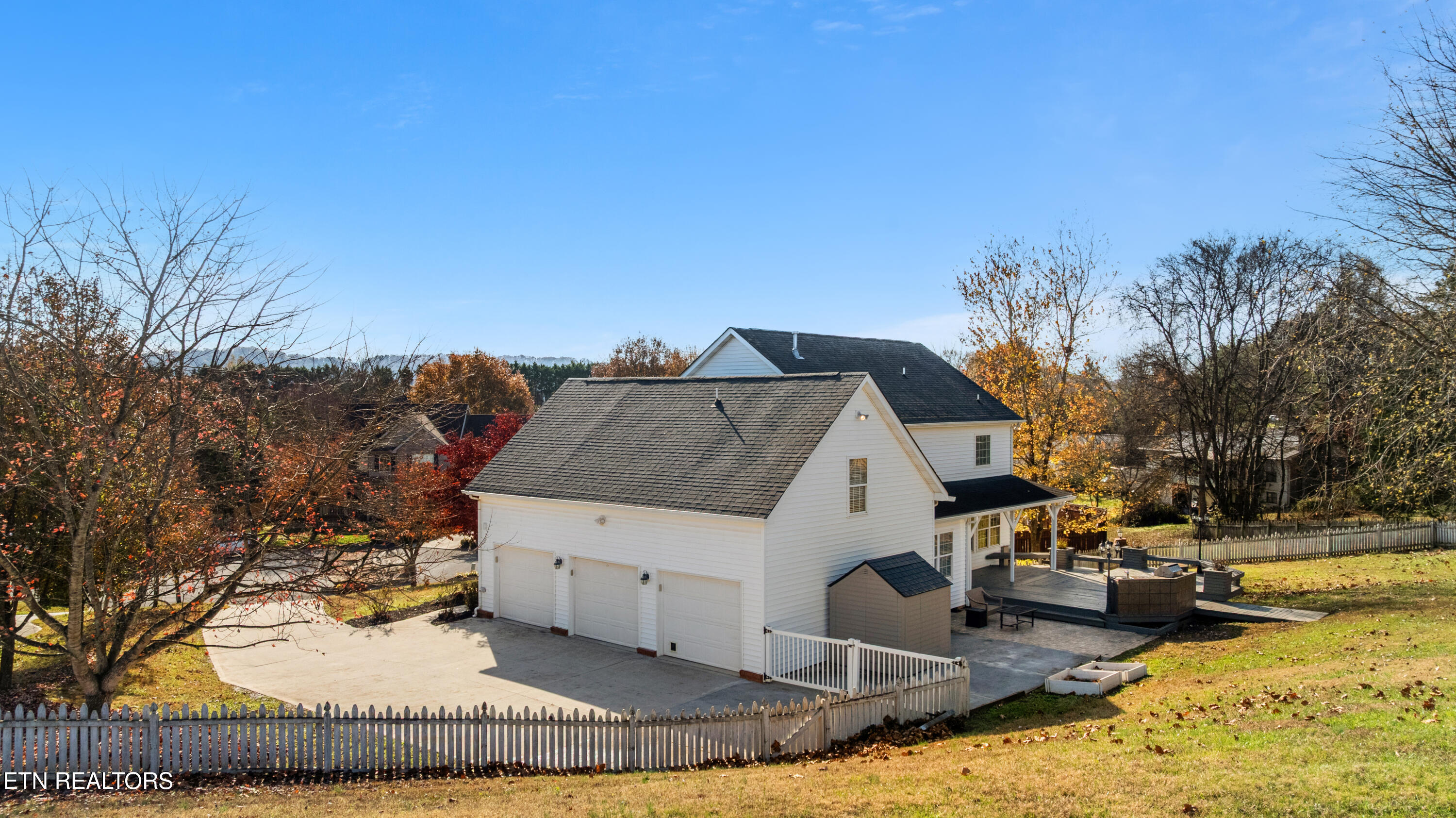 7420 Stonington Lane