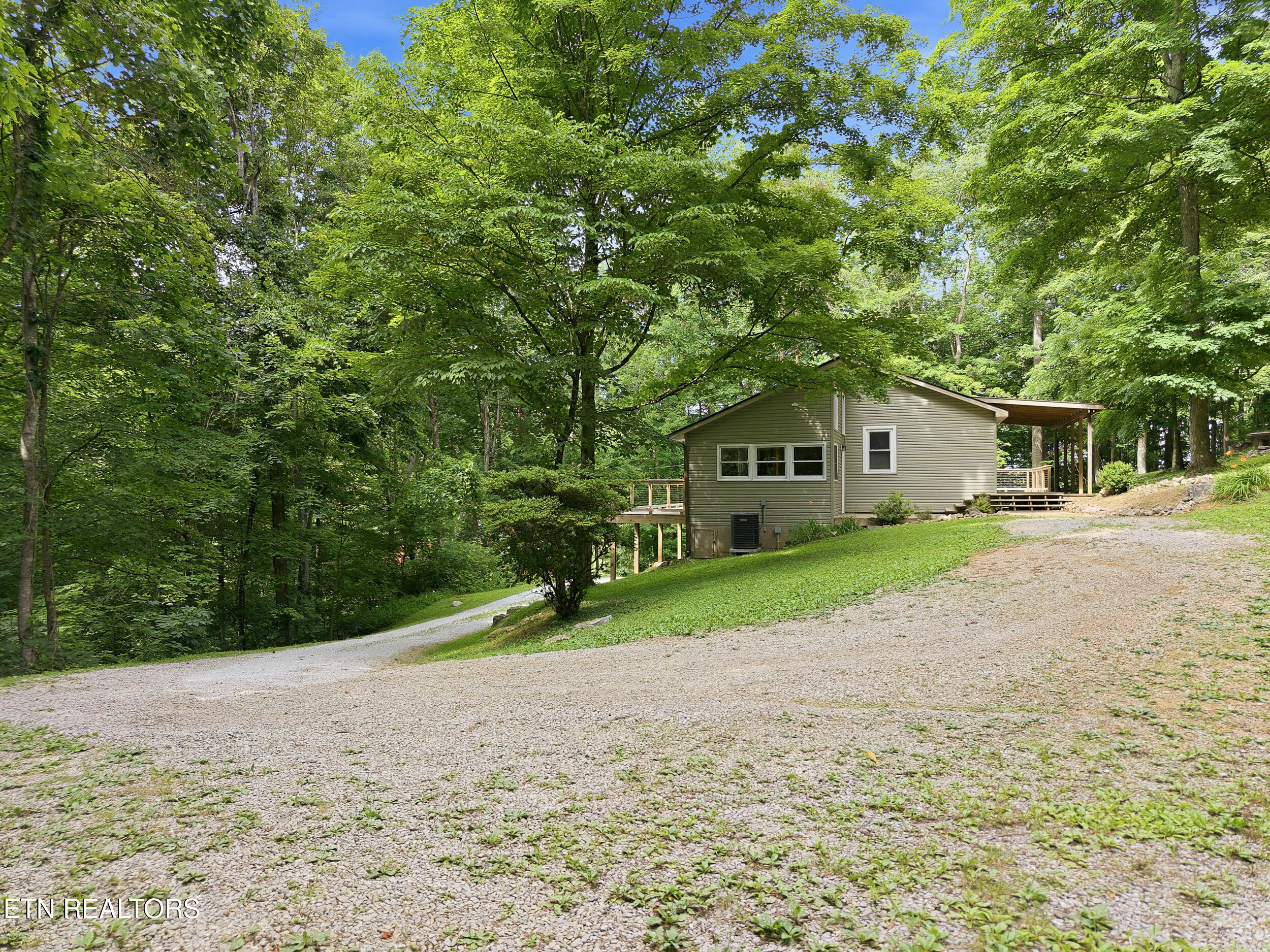 220 Easterly Circle