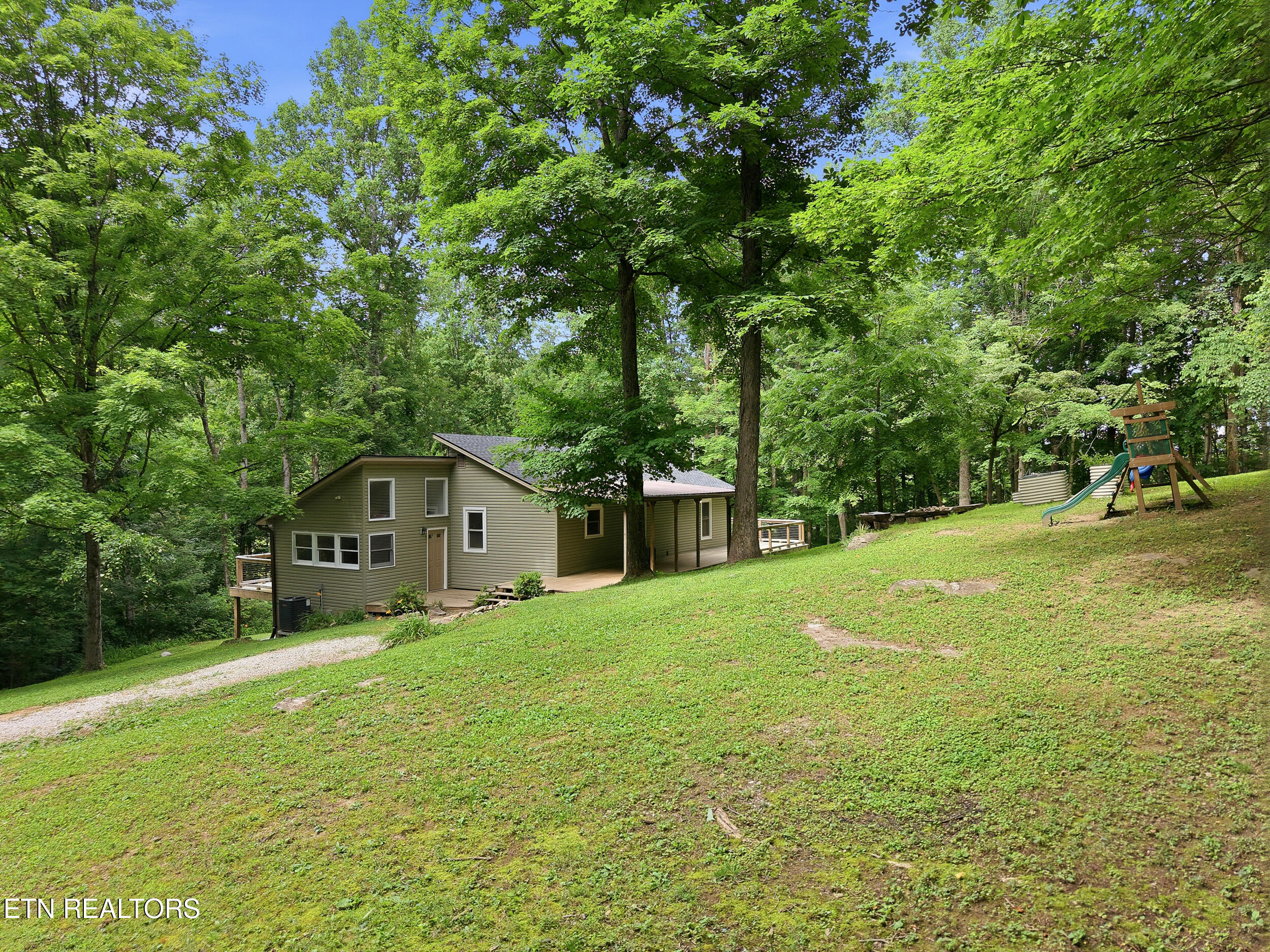 220 Easterly Circle