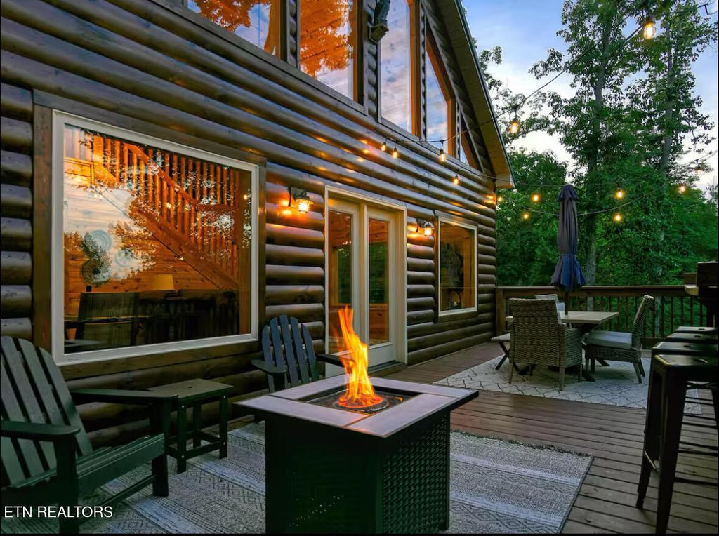 Photo of 4536 Powdermill Estates Rd, Sevierville, TN 37876 (MLS # 1331786)