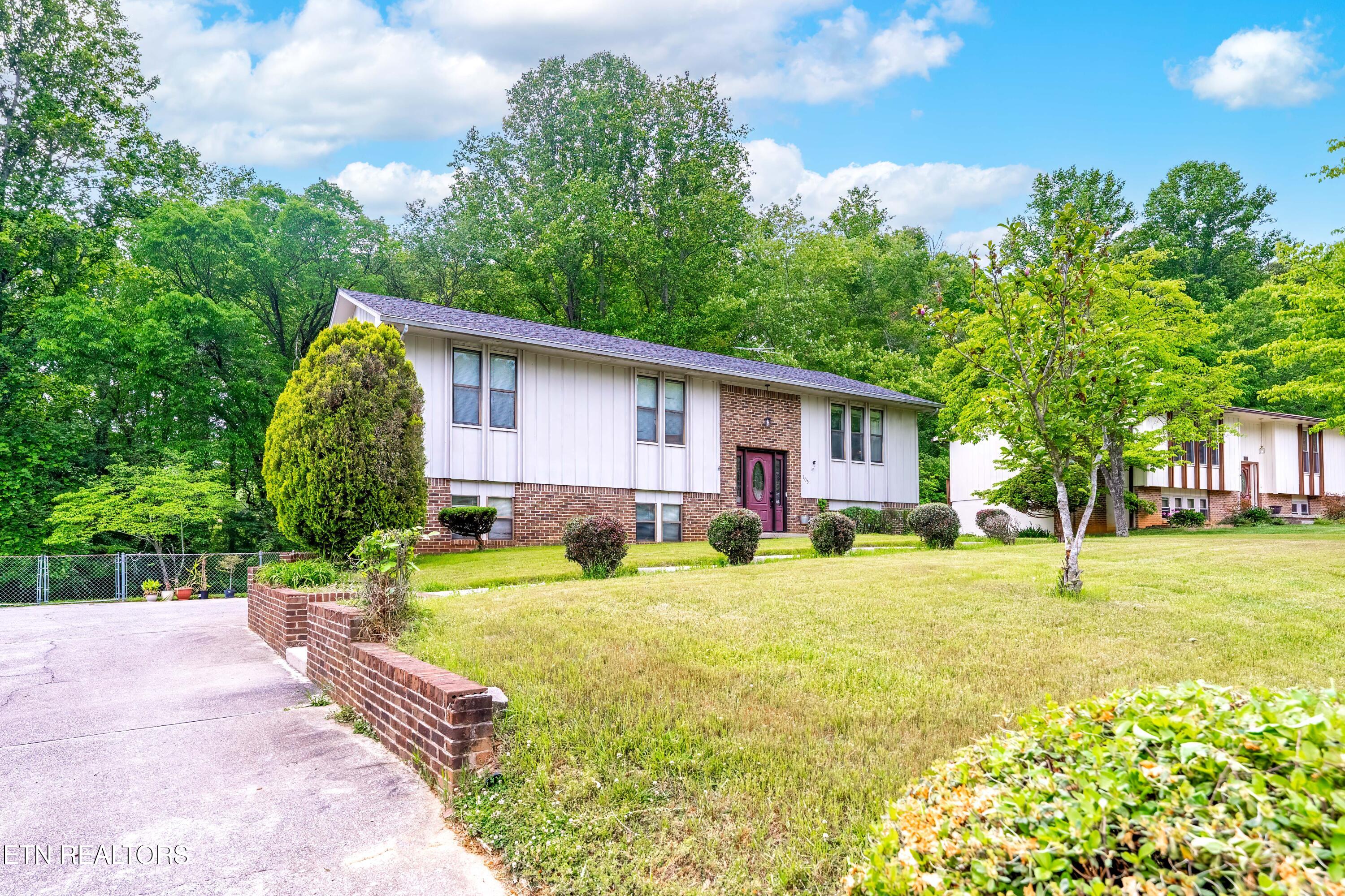 105 Tidewater Lane