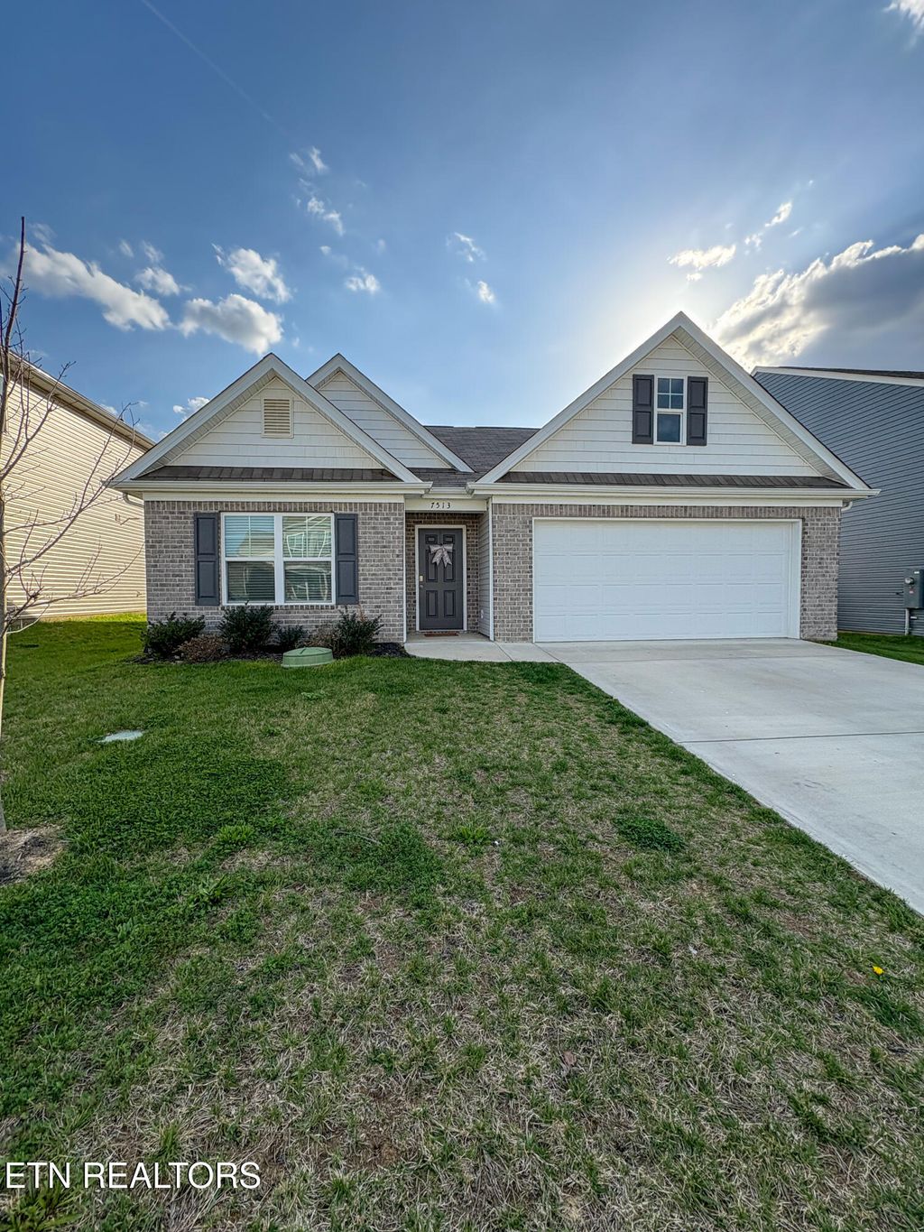 Photo of 7513 Cottontail St, Corryton, TN 37721 (MLS # 1335014)