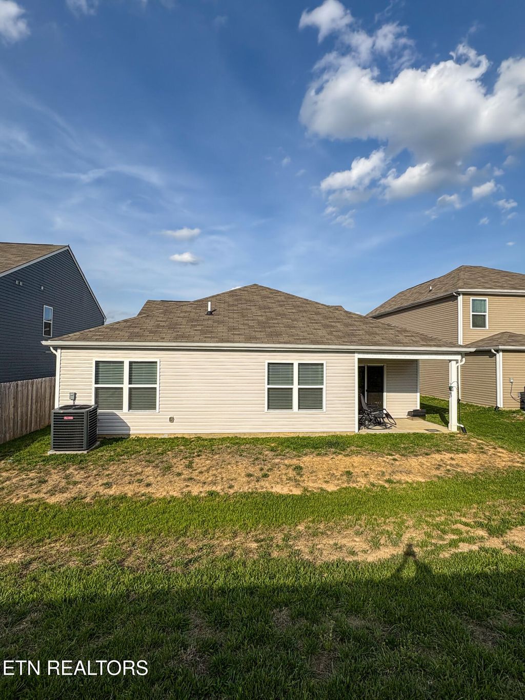Photo of 7513 Cottontail St, Corryton, TN 37721 (MLS # 1335014)