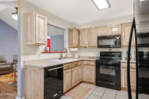 Tiny photo for 633 E Deer Creek Drive, Crossville, TN 38571 (MLS # 1319214)