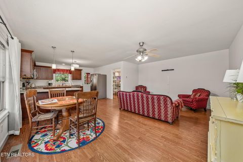 Tiny photo for 633 E Deer Creek Drive, Crossville, TN 38571 (MLS # 1319214)