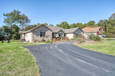 Tiny photo for 633 E Deer Creek Drive, Crossville, TN 38571 (MLS # 1319214)