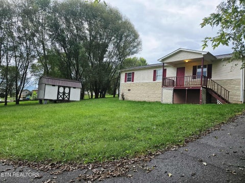 Photo of 141 Mattie Lane, Tazewell, TN 37879 (MLS # 1357654)