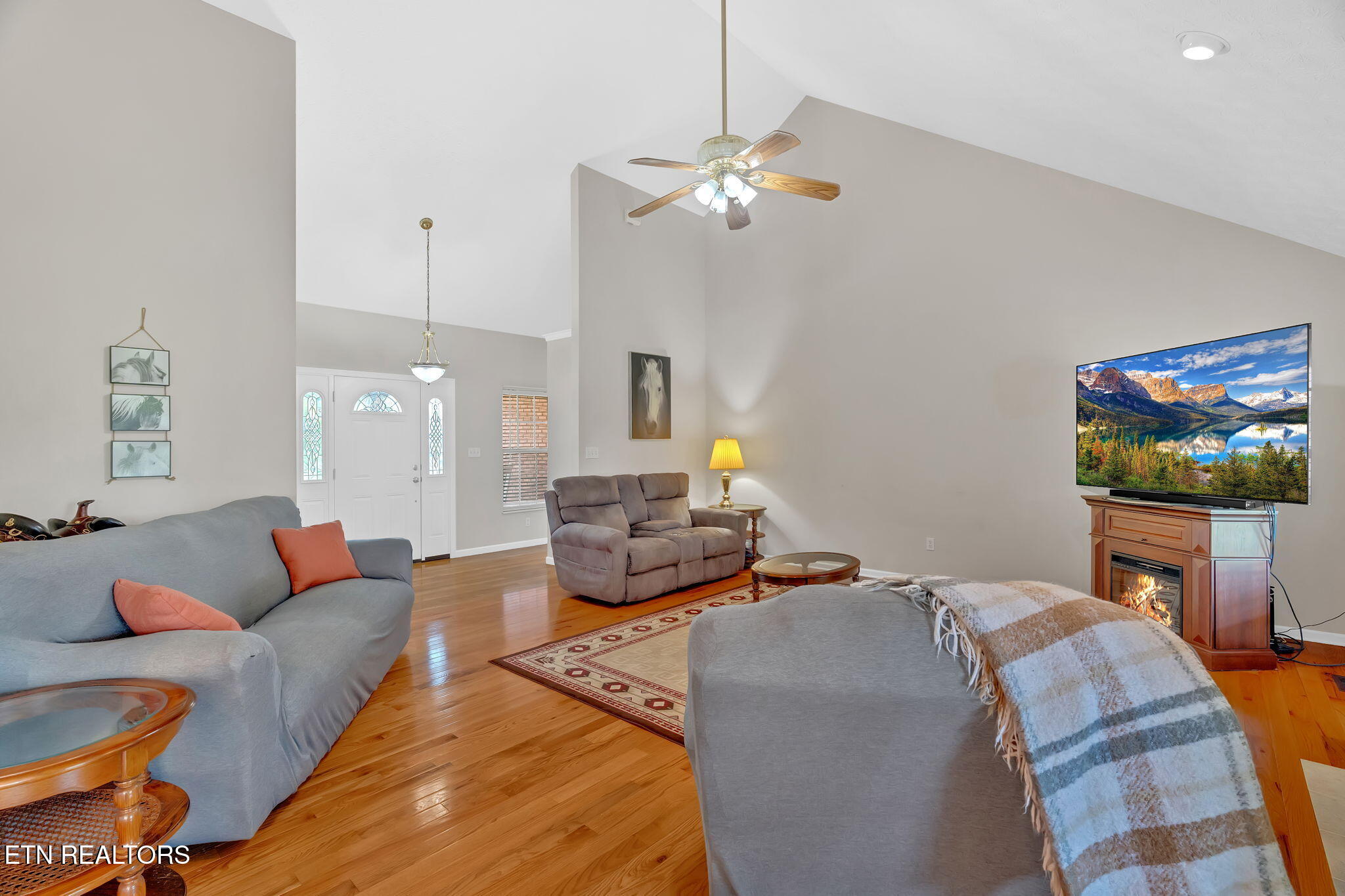 3821 Mary Frances Drive