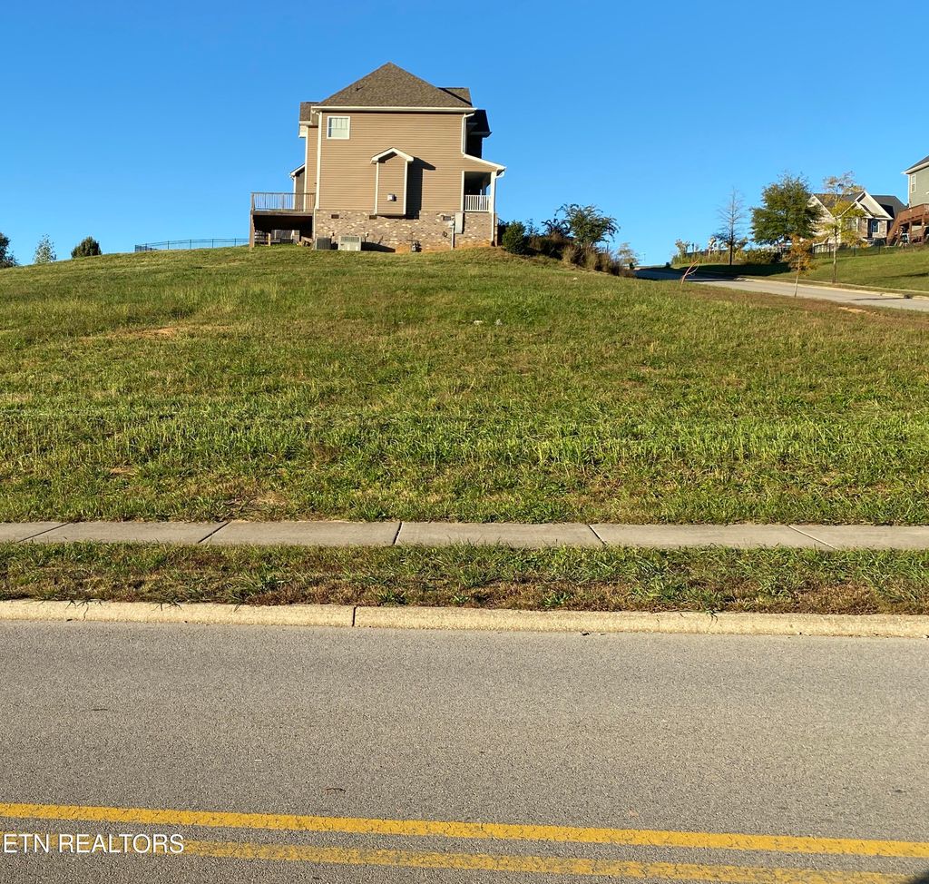 Photo of 81 E Elderberry St, Oak Ridge, TN 37830 (MLS # 1318648)
